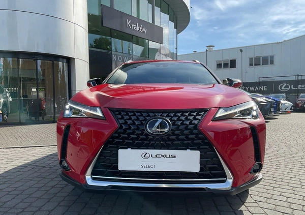 Lexus UX cena 129900 przebieg: 30760, rok produkcji 2020 z Kraków małe 466